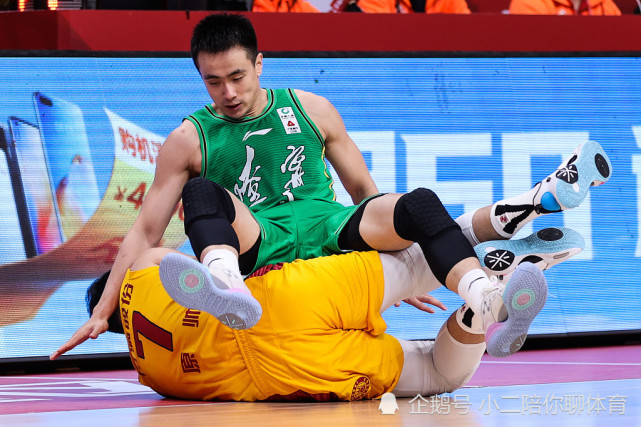 爱游戏体育链接-天津队在比赛中抢眼表现，胜多负少(天津队在比赛中抢眼表现,胜多负少的是谁)