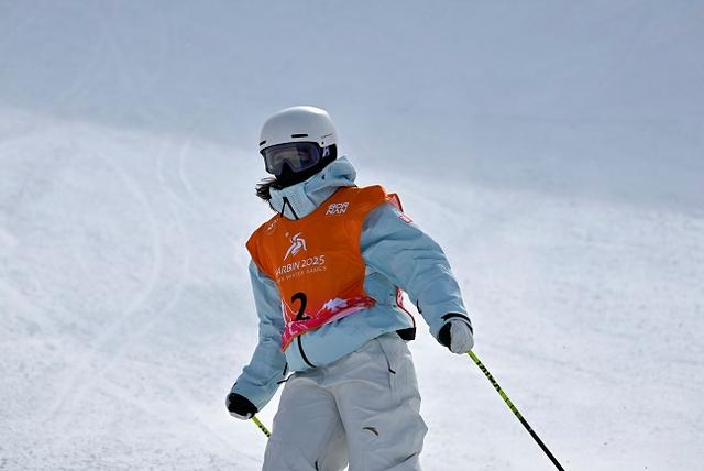 爱游戏体育下载-体育明星在项目中实现完美表现(体育明星在项目中实现完美表现的例子)