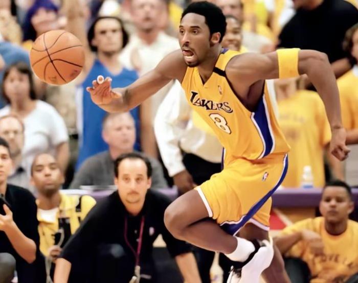 包含实力超群!球员表现出色摧枯拉朽的词条 包含实力超群!球员表现出色摧枯拉朽的词条