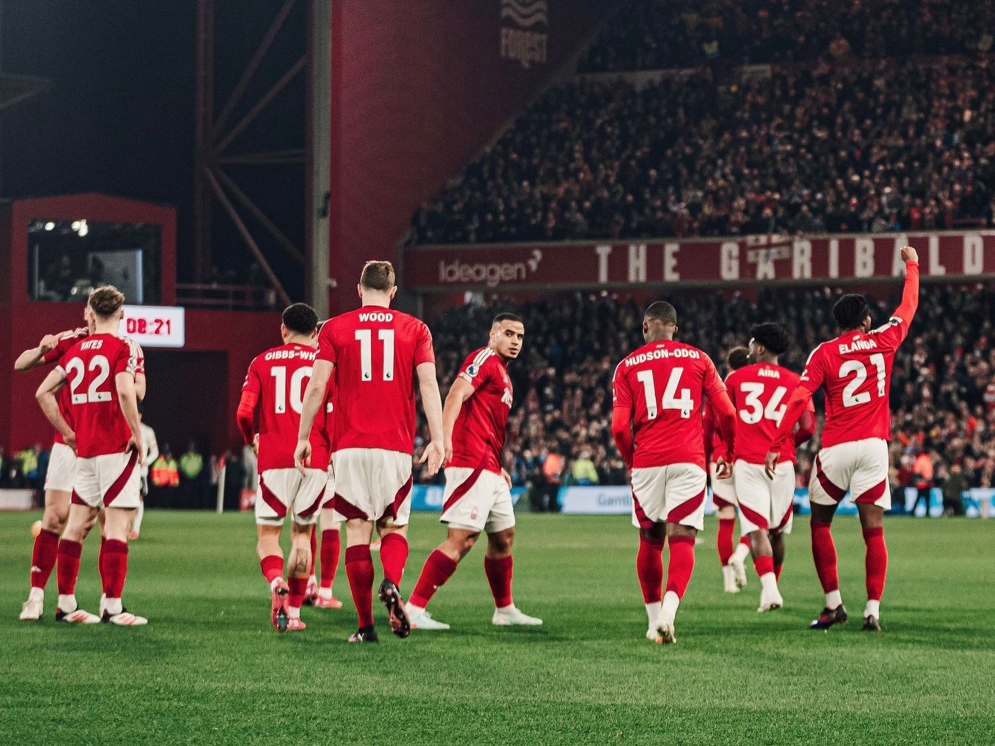 逆境求变,球队逆转实现胜利 逆境求变,球队逆转实现胜利