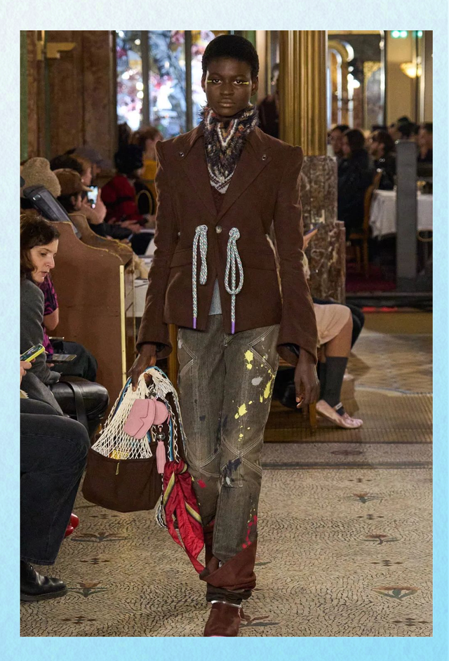 关于保加利亚新星崭露头角,连克晋级的信息 关于保加利亚新星崭露头角,连克晋级的信息