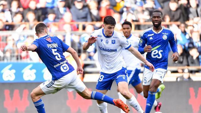 关于里尔主场力克斯特拉斯堡,取得三分的信息 关于里尔主场力克斯特拉斯堡,取得三分的信息