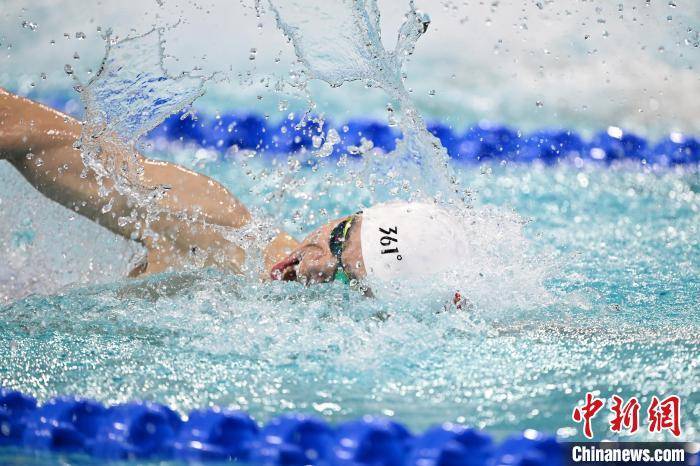 爱游戏网页版登录入口-精彩对决：男子游泳决赛，争夺冠军的简单介绍