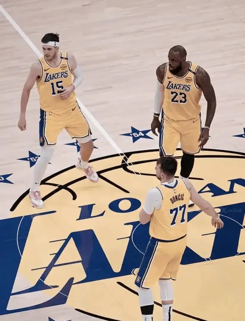 关于太阳队整体默契,战胜对手展现团队实力的信息 关于太阳队整体默契,战胜对手展现团队实力的信息