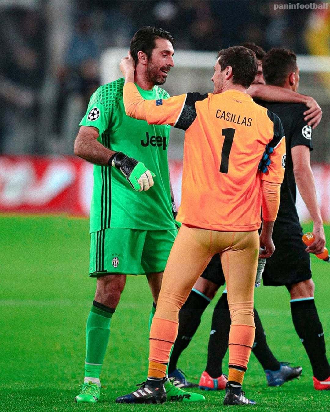 尤文图斯赢得艰难胜利,晋级大业已成定局 尤文图斯赢得艰难胜利,晋级大业已成定局