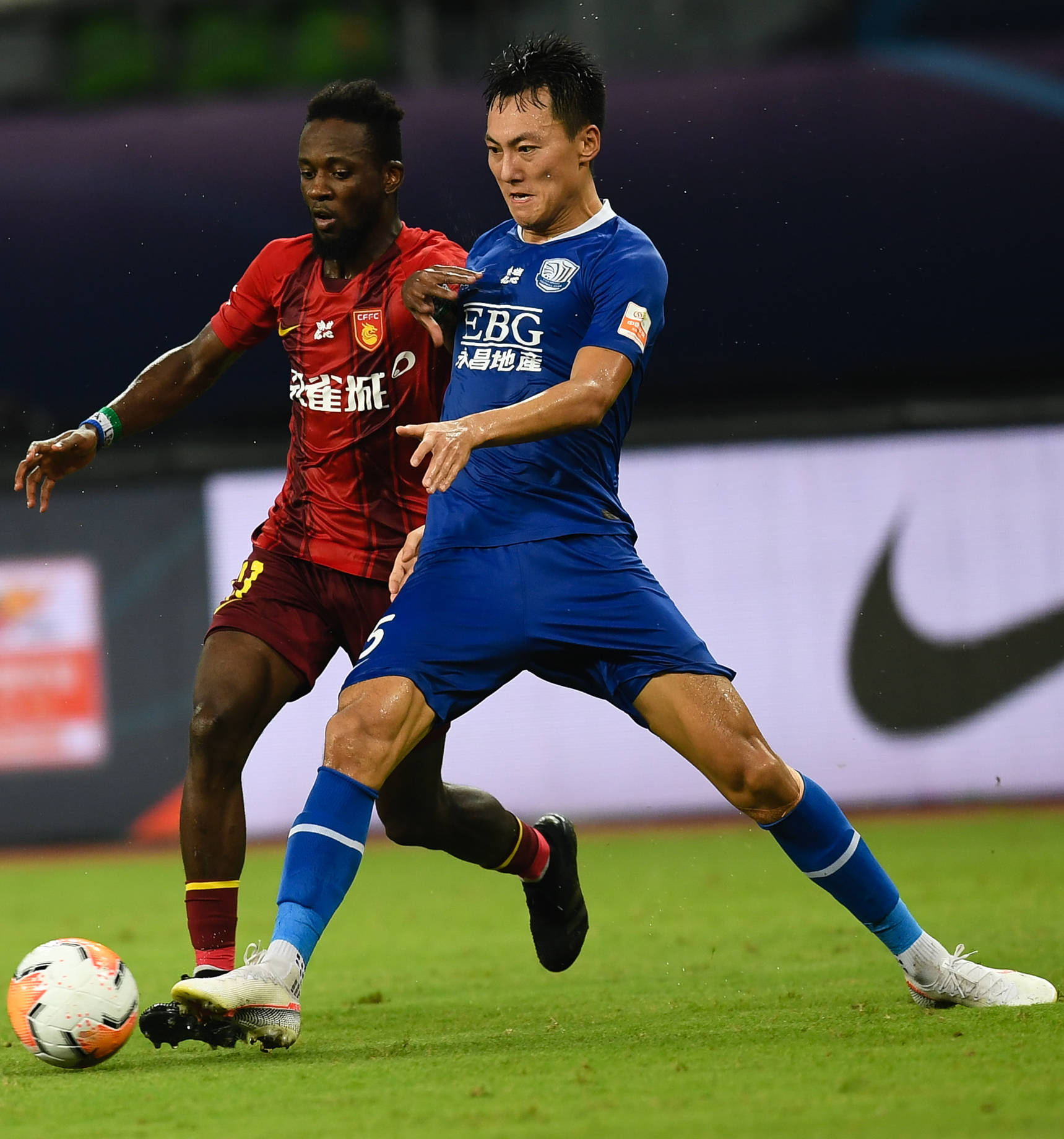 爱游戏在线-石家庄永昌客场沉沦于上海申花，攻防暴露弱点的简单介绍