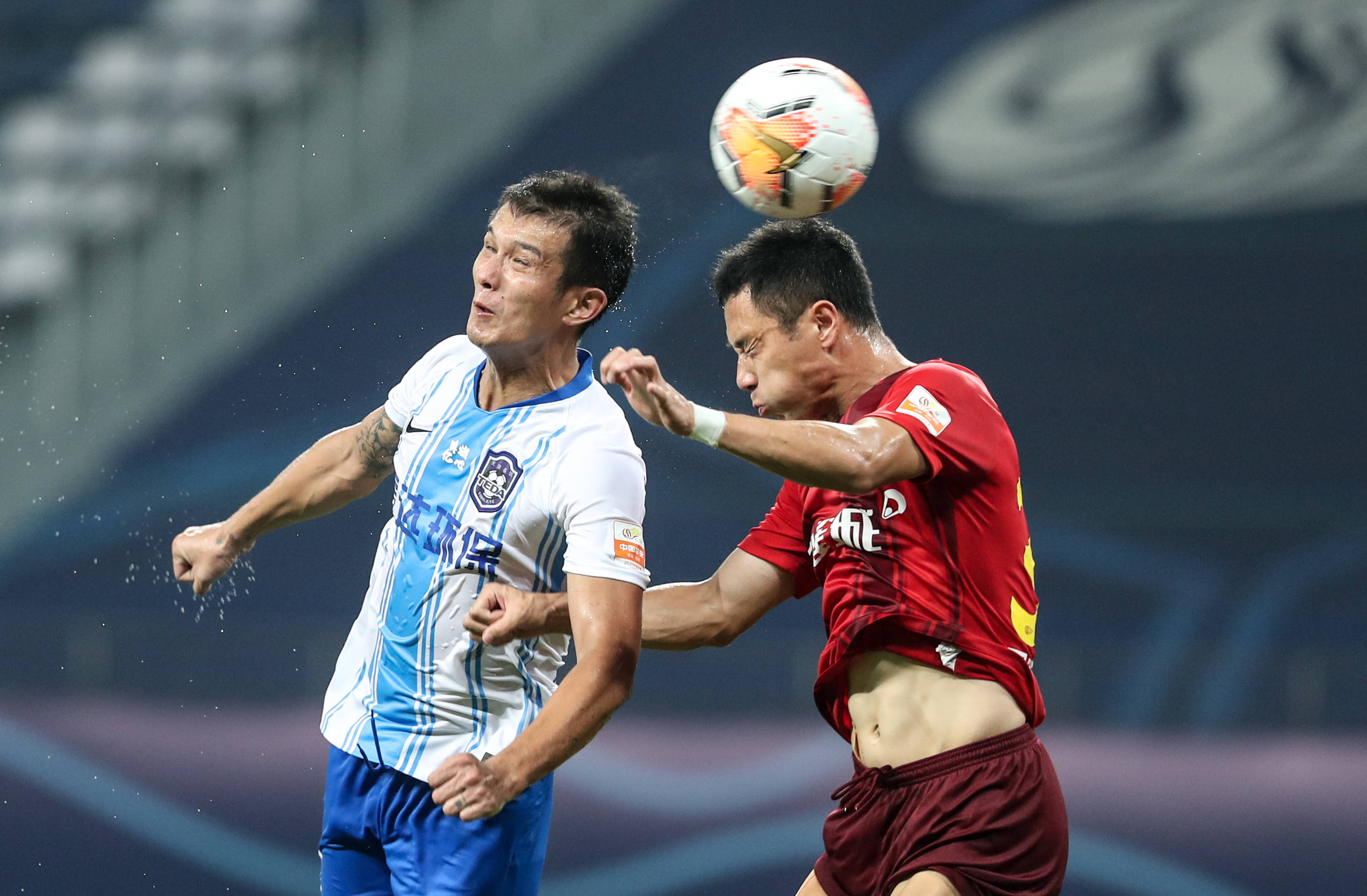 爱游戏app下载-天津泰达队主场比赛中获得重要胜利