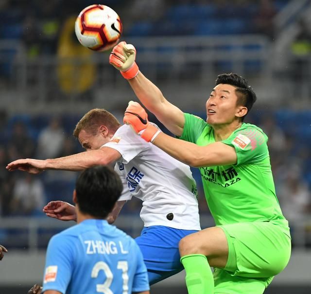 爱游戏app-大连一方迎战武汉卓尔，防守端发挥或左右比分的简单介绍