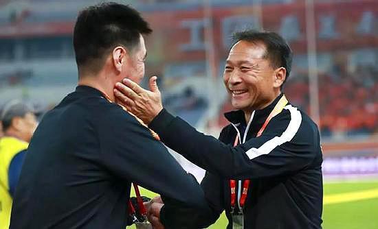 爱游戏体育平台-关于双方互交白卷，战绩继续对立的信息