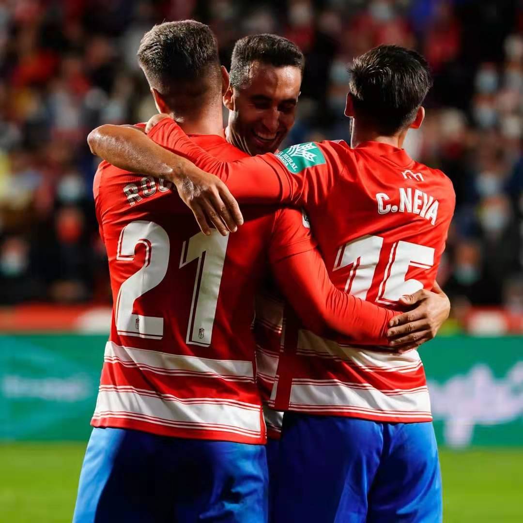 爱游戏官方入口-包含格拉纳达战胜强敌，用胜利回报球迷的词条