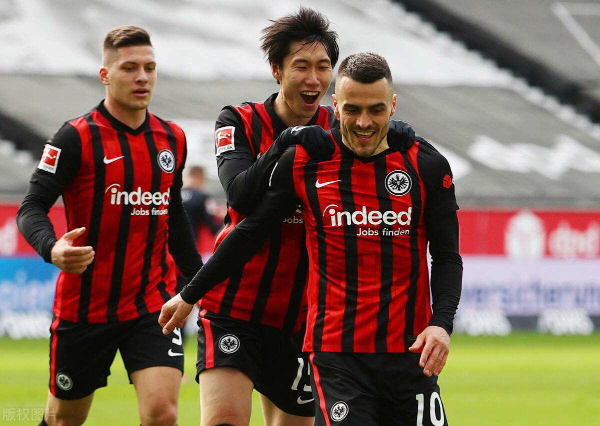 爱游戏体育平台-法兰克福队客场战胜劲旅，取得关键胜利的简单介绍