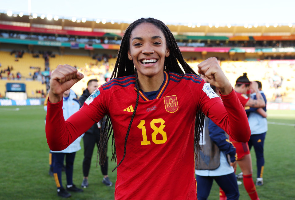 法国女足团队力压对手,成功跻身半决赛的简单介绍 法国女足团队力压对手,成功跻身半决赛的简单介绍