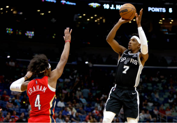 马刺实现主场三连胜,强队之路再次证明的简单介绍 马刺实现主场三连胜,强队之路再次证明的简单介绍