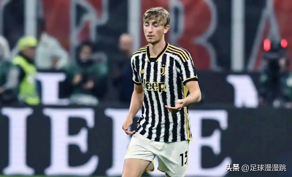 爱游戏官网-关于英超新星崭露头角，获得国内外媒体关注的信息