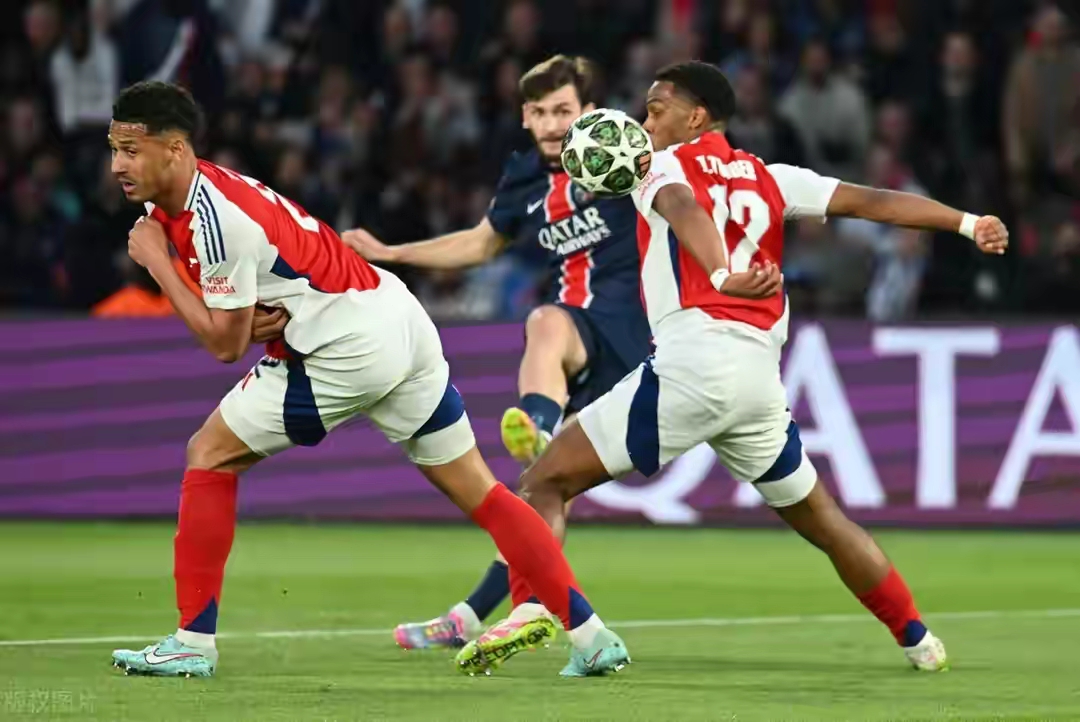 法国队连续三场比赛未尝败绩,状态神勇 法国队连续三场比赛未尝败绩,状态神勇