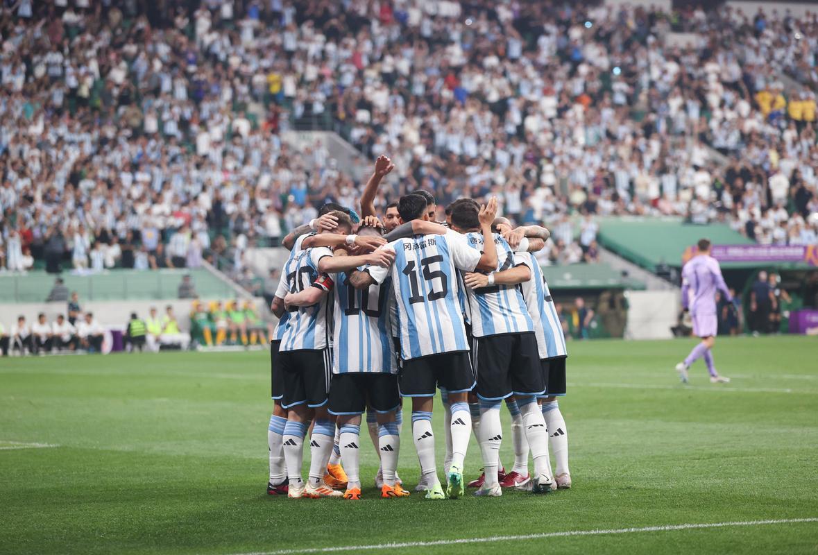 澳大利亚挑战新西兰,南半球足球德比大战 澳大利亚挑战新西兰,南半球足球德比大战