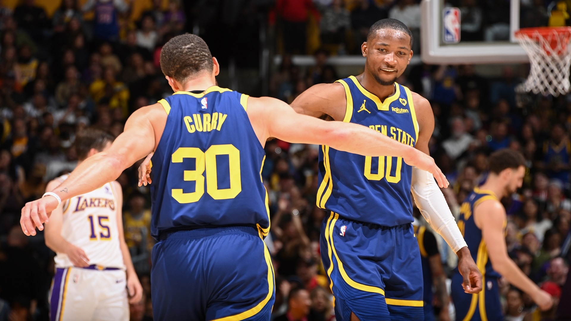 罗马在客场逆袭切尔诺贝利，取得关键胜利的简单介绍