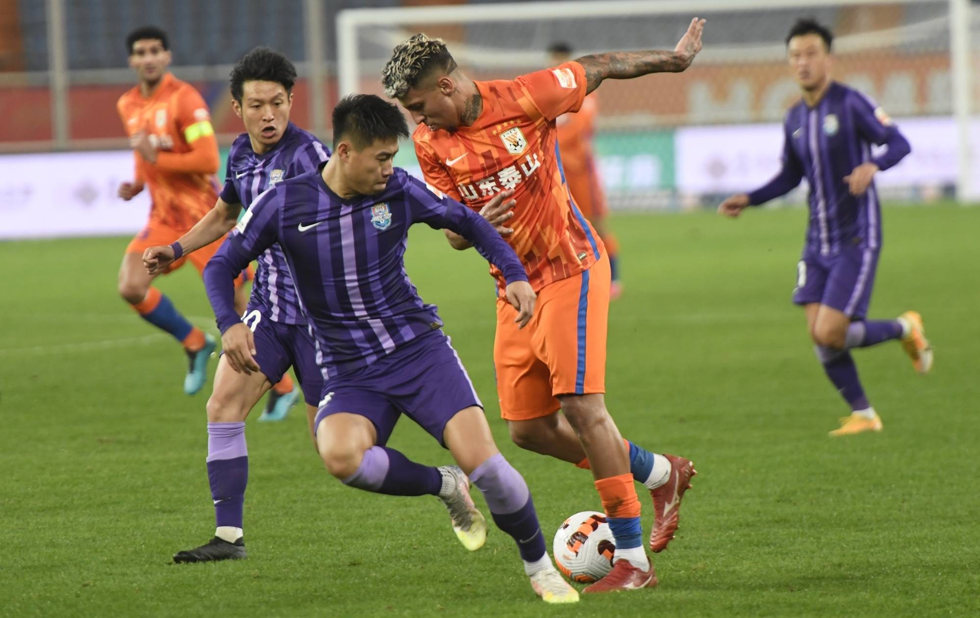 关于中超球队战术调整取得效果,球员表现更为出色的信息 关于中超球队战术调整取得效果,球员表现更为出色的信息