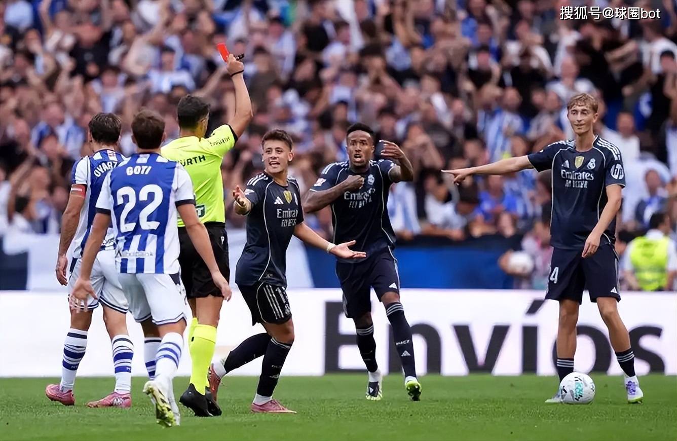 爱游戏体育平台-皇马后防失误连连，惨遭对手反超