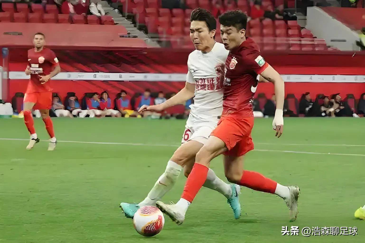 亚泰双杀卓尔,豪取联赛三连胜的简单介绍 亚泰双杀卓尔,豪取联赛三连胜的简单介绍