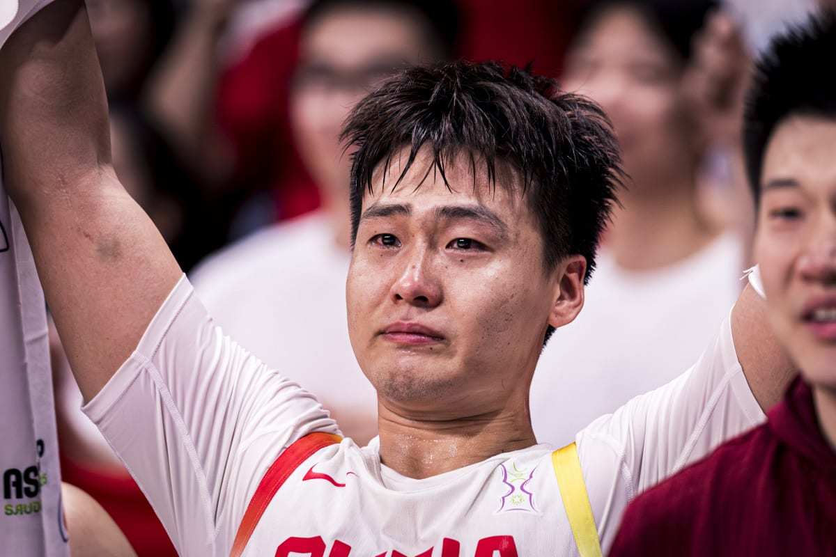 中国男篮再次晋级国际比赛，冲击冠军